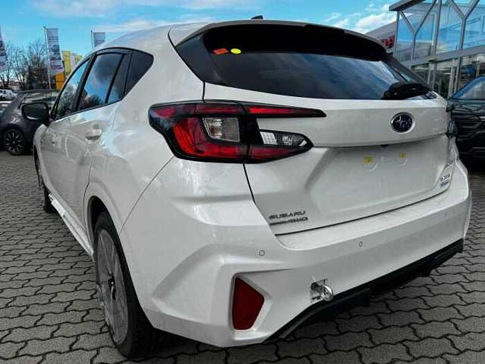 Subaru Impreza 2,0 e-Boxer Platinum 'Allrad'