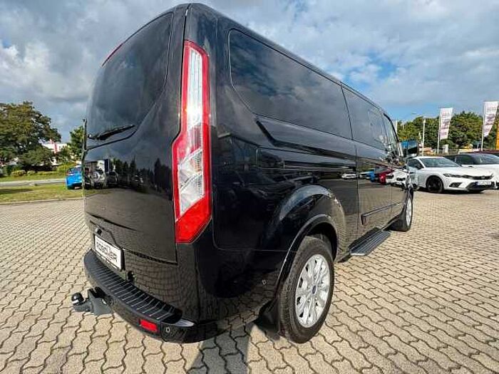 Ford Tourneo Custom 2,0 320 L2 Titanium X AHK