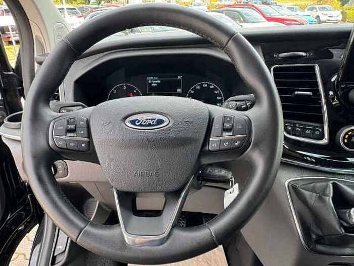 Ford Tourneo Custom 2,0 320 L2 Titanium X AHK