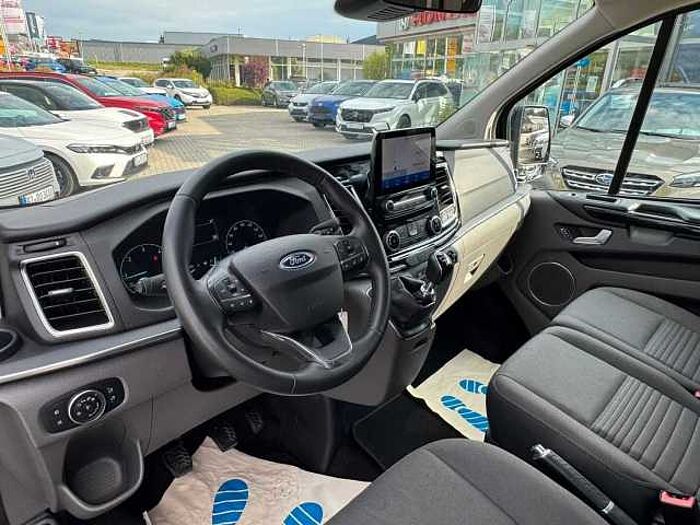 Ford Tourneo Custom 2,0 320 L2 Titanium X AHK