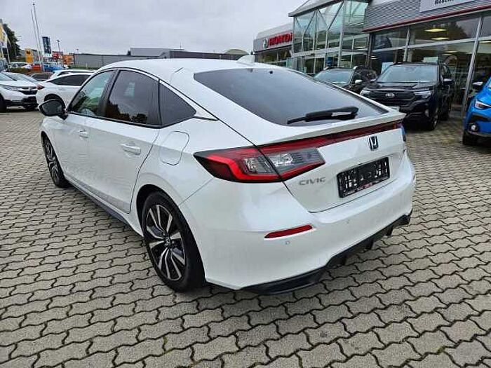 Honda Civic 2,0 e: HEV Elegance