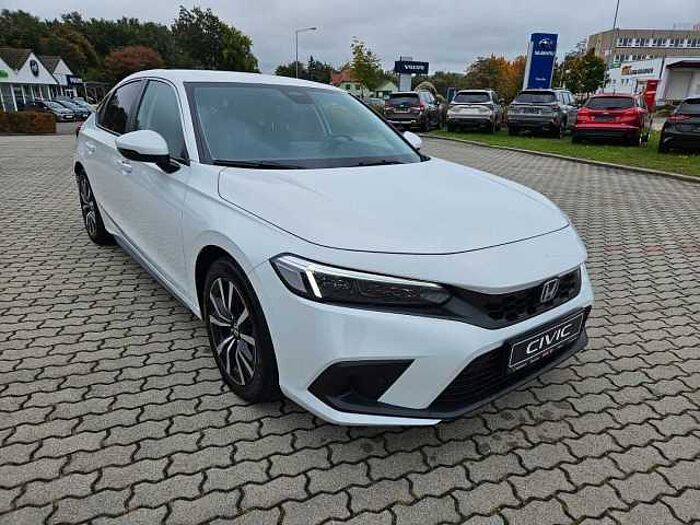 Honda Civic 2,0 e: HEV Elegance