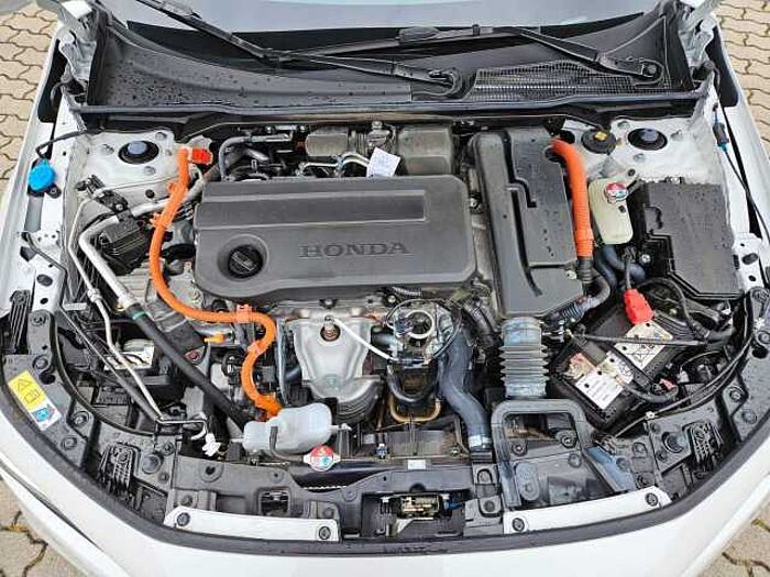 Honda Civic 2,0 e: HEV Elegance