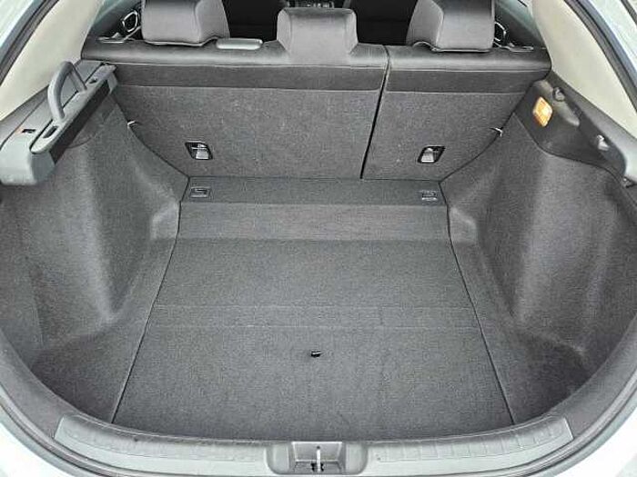 Honda Civic 2,0 e: HEV Elegance