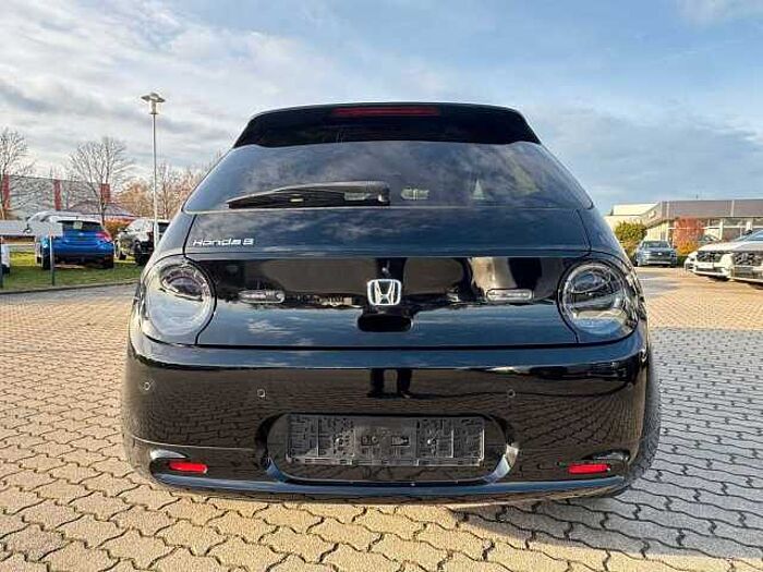 Honda e Advance 17er