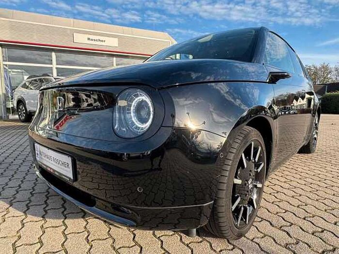 Honda e Advance 17er