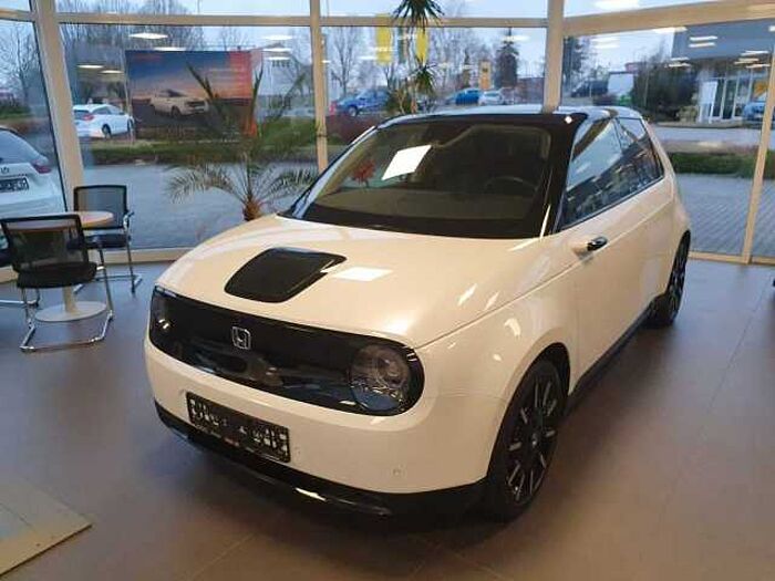 Honda e Advance 17er