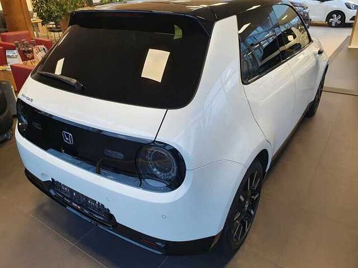 Honda e Advance 17er