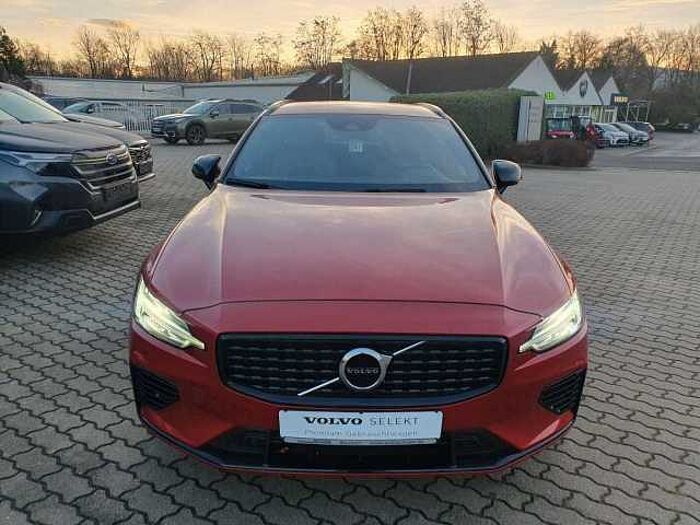 Volvo V60 Kombi R Design Recharge Plug-In Hybrid AWD