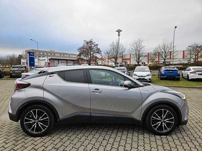 Toyota C-HR 1,8 Hybrid Lounge