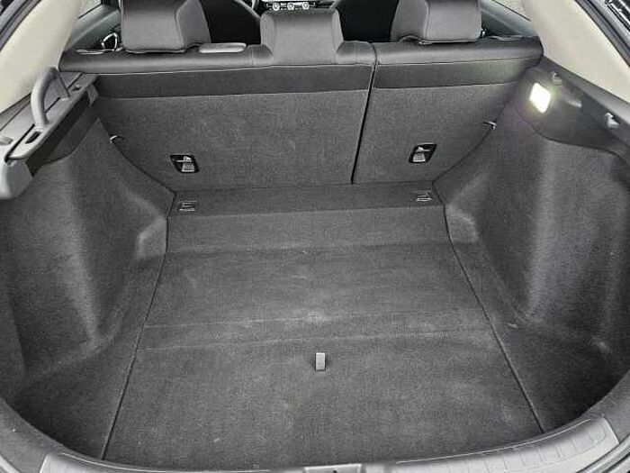 Honda Civic e: HEV Elegance