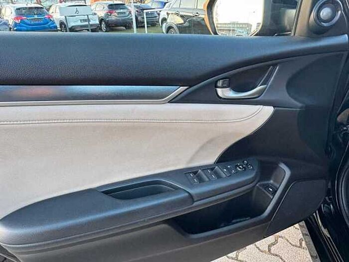 Honda Civic 1.5 VTEC TURBO Executive