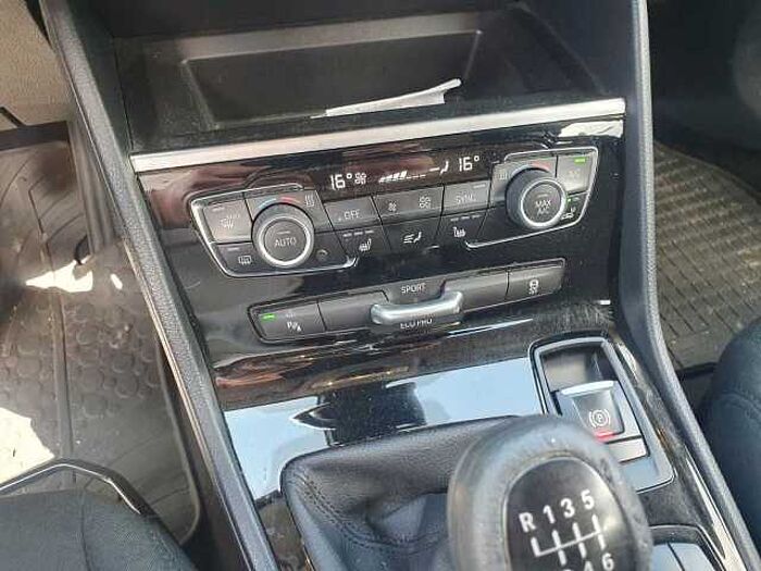 BMW 216 2 Active Tourer 216 i Advantage