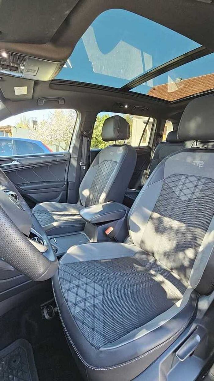 Volkswagen Tiguan Allspace R-Line 4Motion