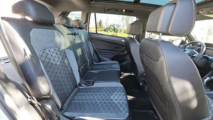 Volkswagen Tiguan Allspace R-Line 4Motion