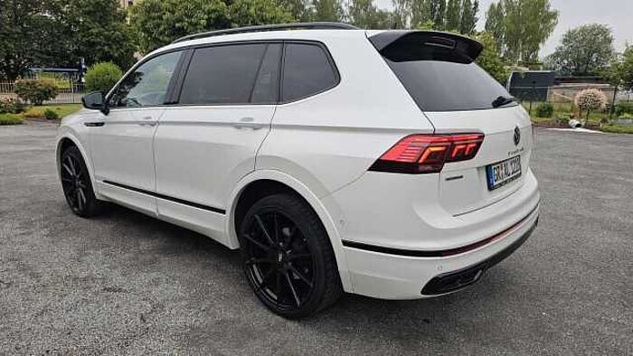 Volkswagen Tiguan Allspace R-Line 4Motion