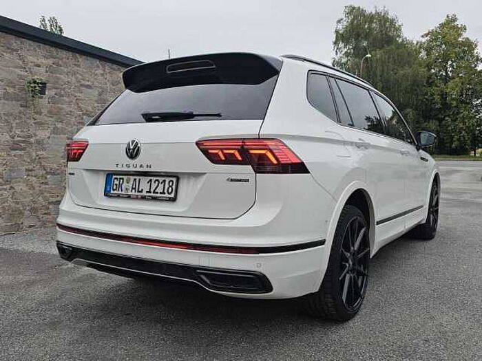 Volkswagen Tiguan Allspace R-Line 4Motion